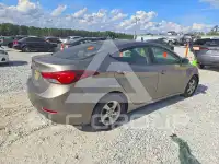 2014 Hyundai Elantra photo