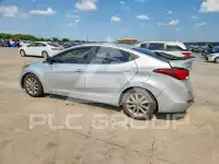 2014 Hyundai Elantra photo
