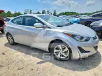 2014 Hyundai Elantra photo
