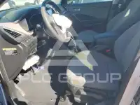 2014 Hyundai Santa Fe photo