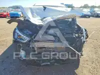 2014 Hyundai Santa Fe photo