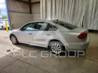 2014 Volkswagen Passat photo