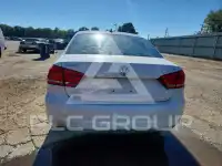 2014 Volkswagen Passat photo
