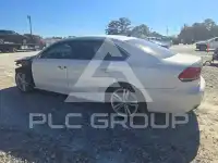 2014 Volkswagen Passat photo