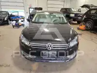2014 Volkswagen Passat photo