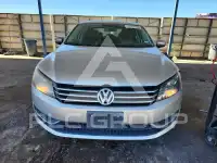 2014 Volkswagen Passat фото