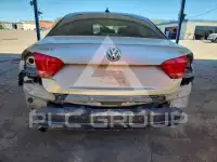 2014 Volkswagen Passat фото