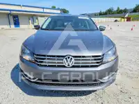 2014 Volkswagen Passat photo