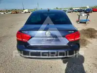 2014 Volkswagen Passat photo