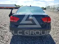 2014 Volkswagen Passat photo