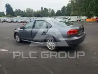 2014 Volkswagen Passat photo