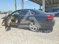 2014 Volkswagen Passat photo