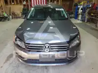 2014 Volkswagen Passat photo