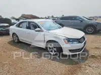 2014 Volkswagen Passat photo