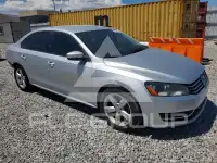 2014 Volkswagen Passat photo