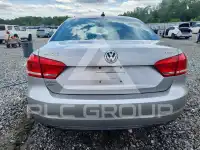 2014 Volkswagen Passat photo