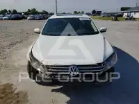 2014 Volkswagen Passat фото