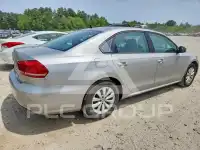 2014 Volkswagen Passat photo