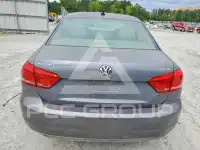 2014 Volkswagen Passat photo