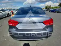 2014 Volkswagen Passat photo