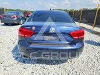 2014 Volkswagen Passat photo