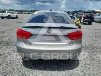 2014 Volkswagen Passat photo