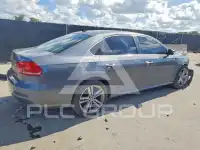 2014 Volkswagen Passat фото