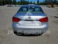2014 Volkswagen Passat photo