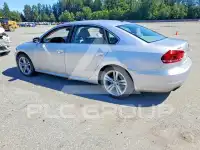 2014 Volkswagen Passat photo