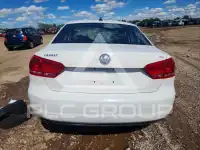 2014 Volkswagen Passat photo