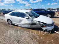 2014 Volkswagen Passat photo