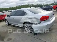 2014 Volkswagen Passat photo