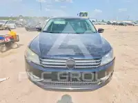 2014 Volkswagen Passat photo