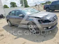 2014 Volkswagen Passat фото