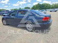 2014 Volkswagen Passat photo