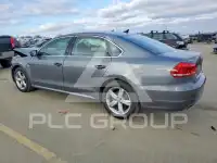 2014 Volkswagen Passat photo