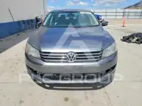 2014 Volkswagen Passat photo