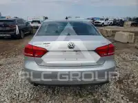 2014 Volkswagen Passat photo