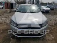 2014 Volkswagen Passat photo