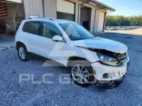 2014 Volkswagen Tiguan photo