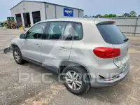 2014 Volkswagen Tiguan photo