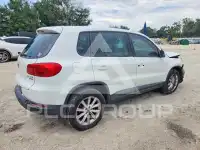 2014 Volkswagen Tiguan фото