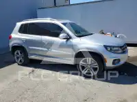 2014 Volkswagen Tiguan photo
