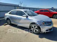 2014 Volkswagen Jetta фото