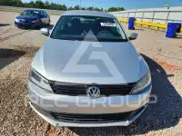 2014 Volkswagen Jetta photo