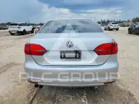 2014 Volkswagen Jetta photo