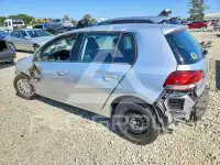 2014 Volkswagen GOLF photo