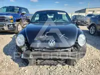 2014 Volkswagen BEETLE фото