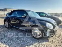 2014 Volkswagen BEETLE фото
