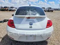 2014 Volkswagen BEETLE фото